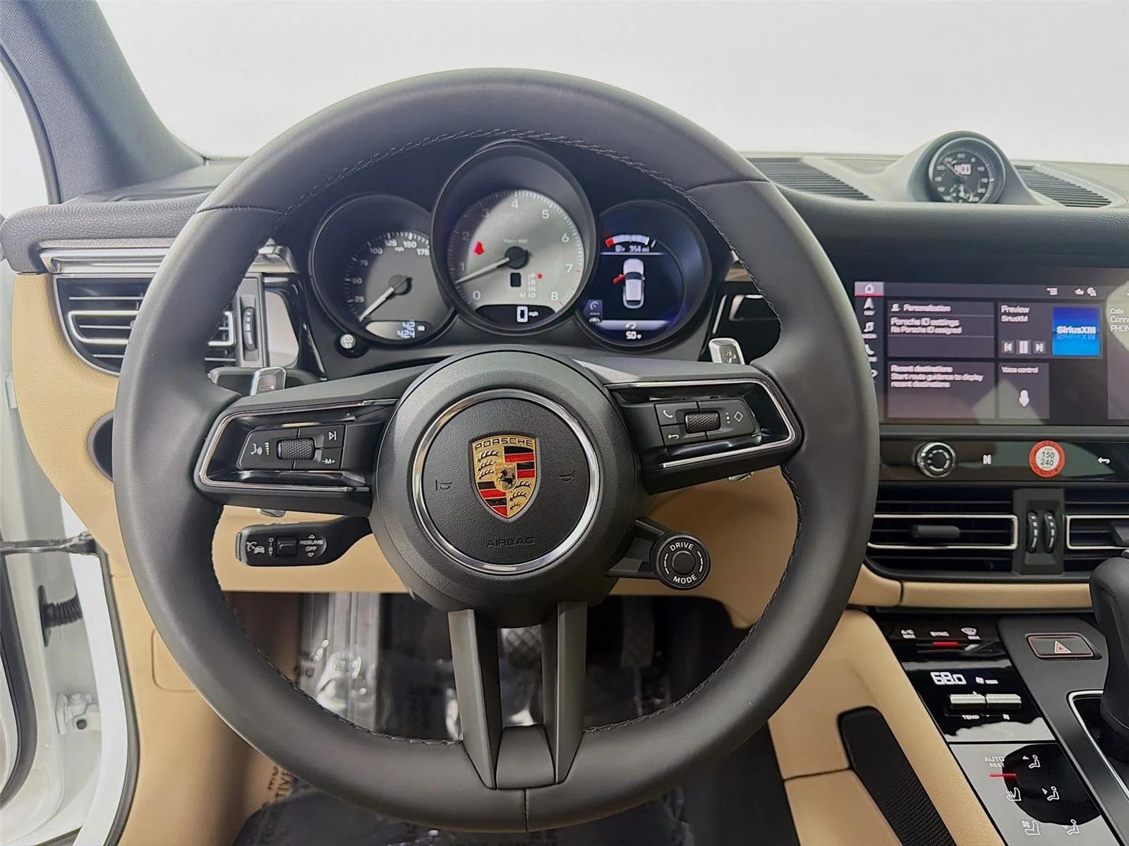 2026 Porsche Macan S - Photo 11