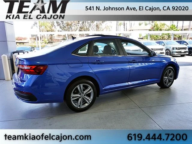 Used 2024  Volkswagen 1.5T SE image 9