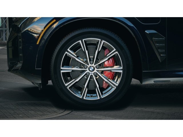 New 2026 BLACK_METALLIC BMW xDrive50e image 7