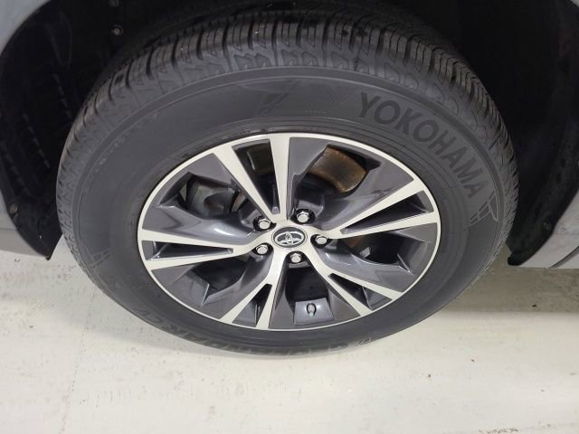 Certified Used 2019 Ooh La La Rouge Mica Toyota LE image 33