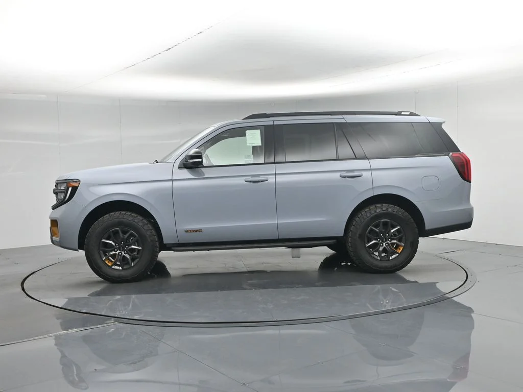 New 2026 Glacier Gray Metallic Tri-Coat Ford Tremor image 33