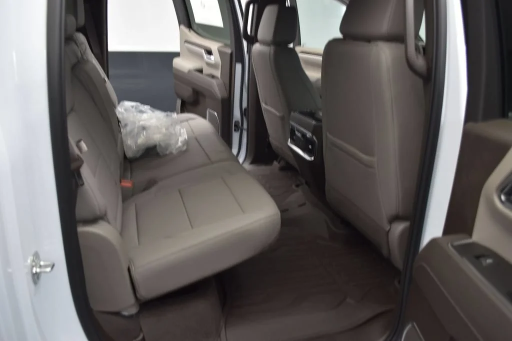 2026 GMC Sierra 1500 SLT - Photo 19