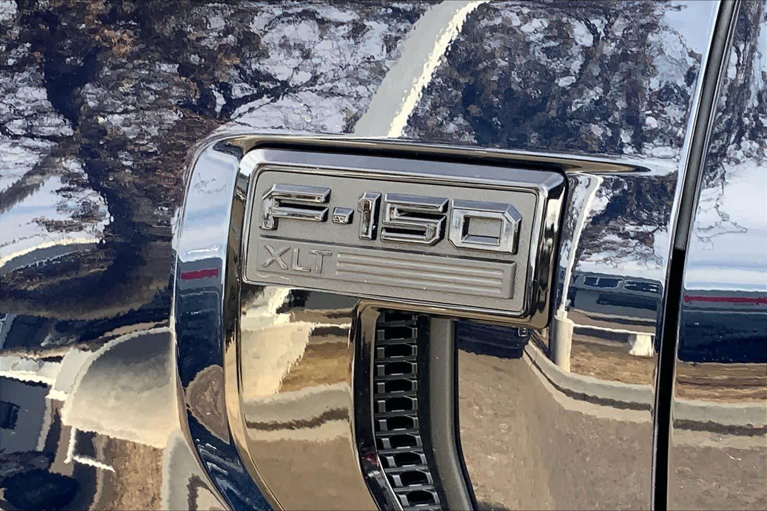 New 2026 Antimatter Blue Metallic Ford XLT image 15