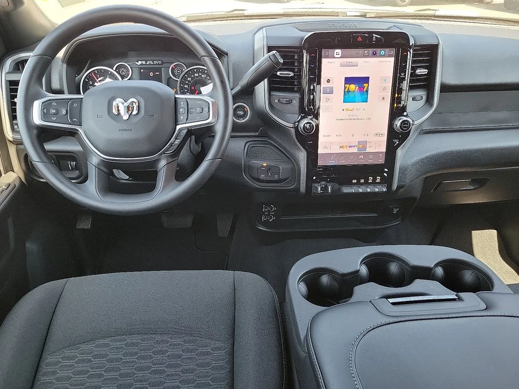 2025 RAM 2500 Tradesman - Photo 11