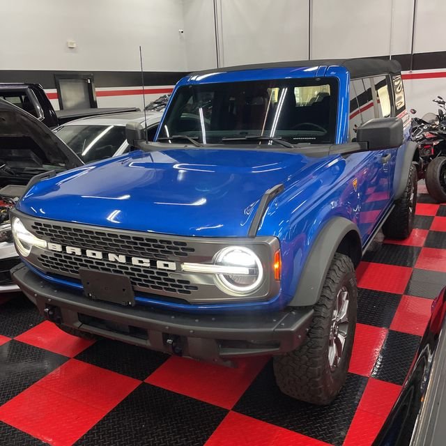 2023 Ford Bronco Badlands 4x4's photo
