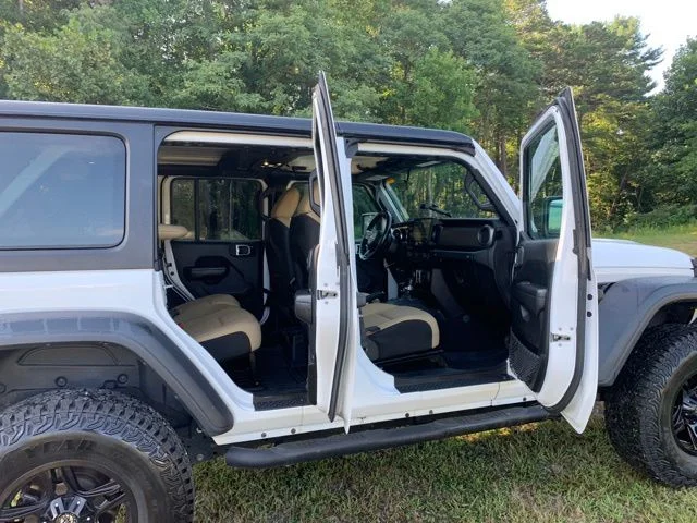 Used 2020 White Jeep Unlimited Sport S image 12