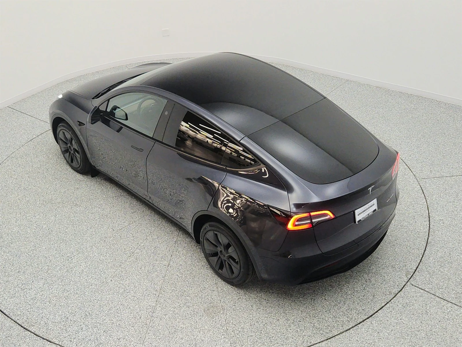 Used 2024 Stealth Grey Tesla Long Range AWD image 28