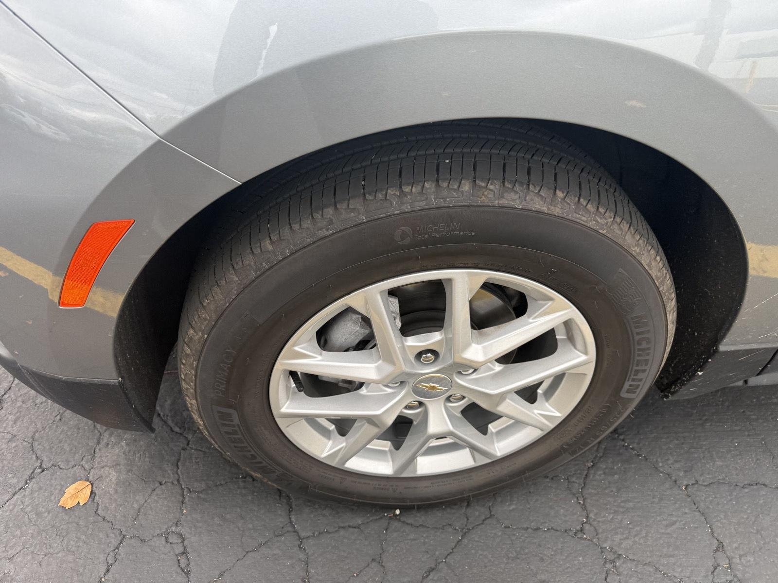Used 2024 Gy Chevrolet  image 3
