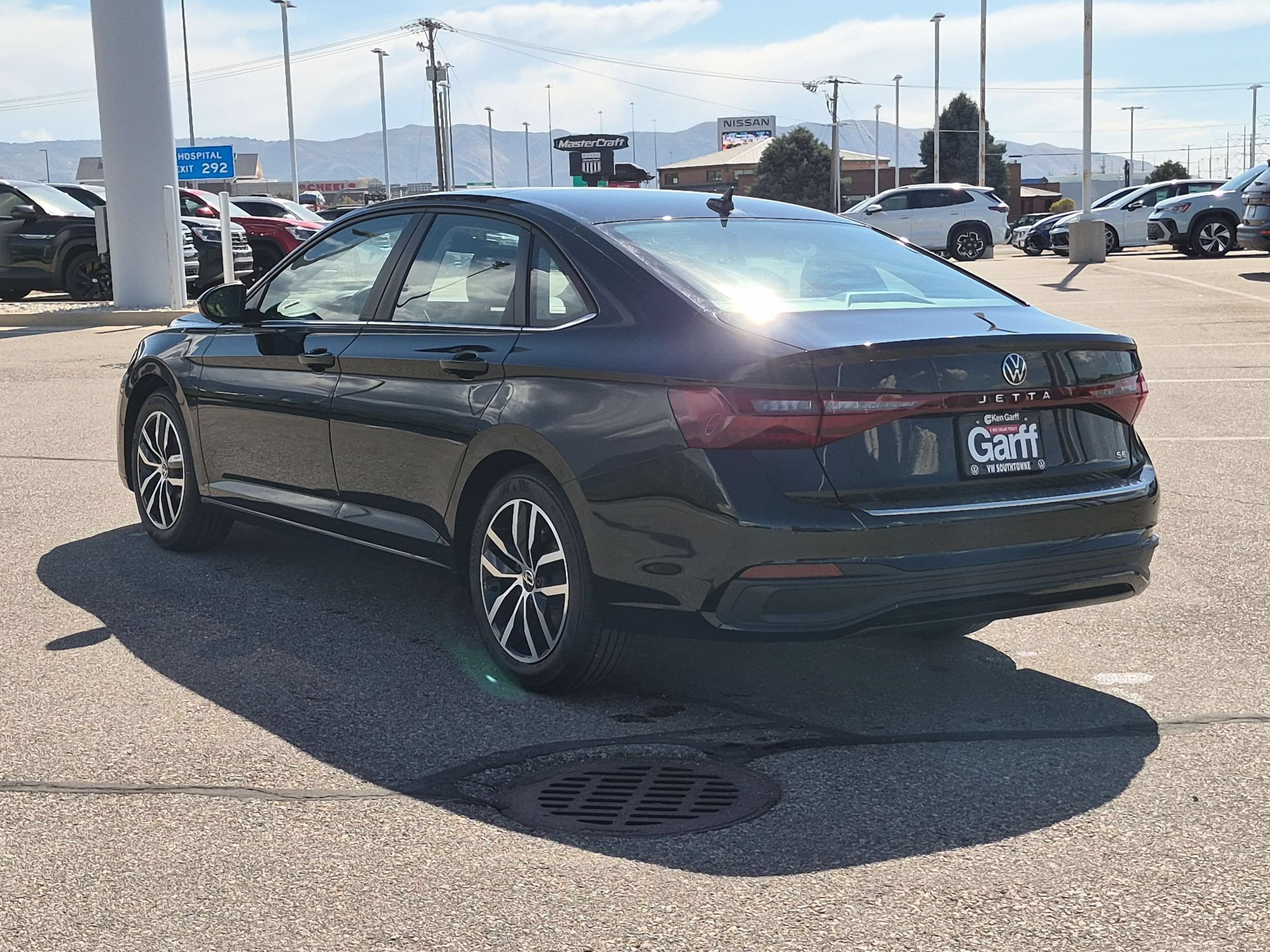 New 2027 Deep Black Pearl Volkswagen SE image 5