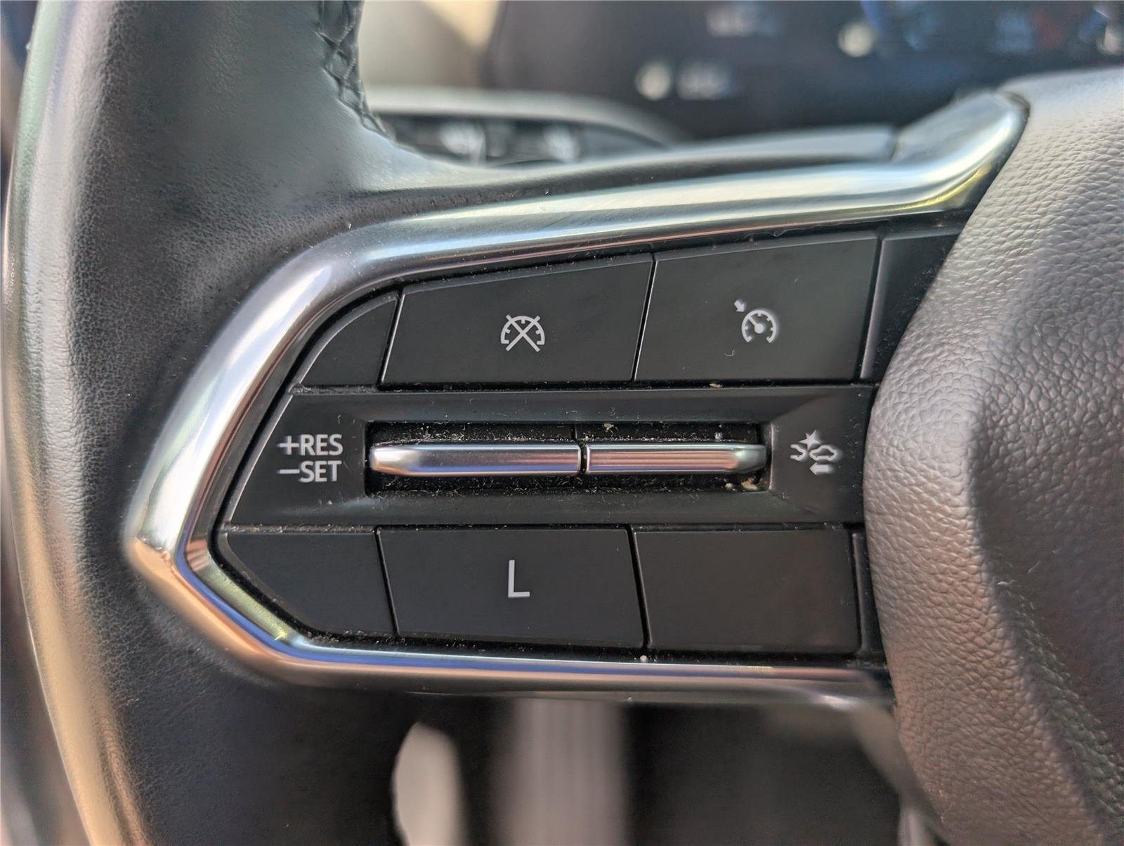 Certified Used 2025 Lakeshore Blue Metallic Chevrolet LT image 24