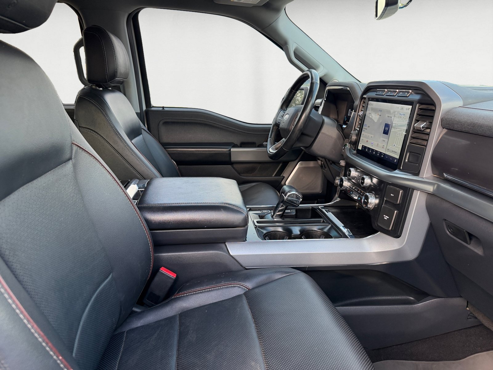 Certified Used 2023 Avalanche Gray Ford LARIAT image 15