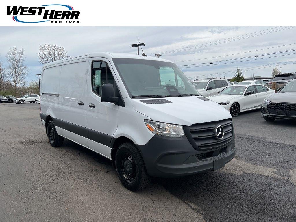 2025 Mercedes-Benz Sprinter 2500 144 WB's photo