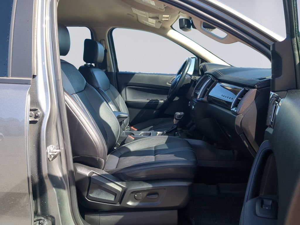 Used 2023 Carbonized Gray Metallic Ford Lariat image 19
