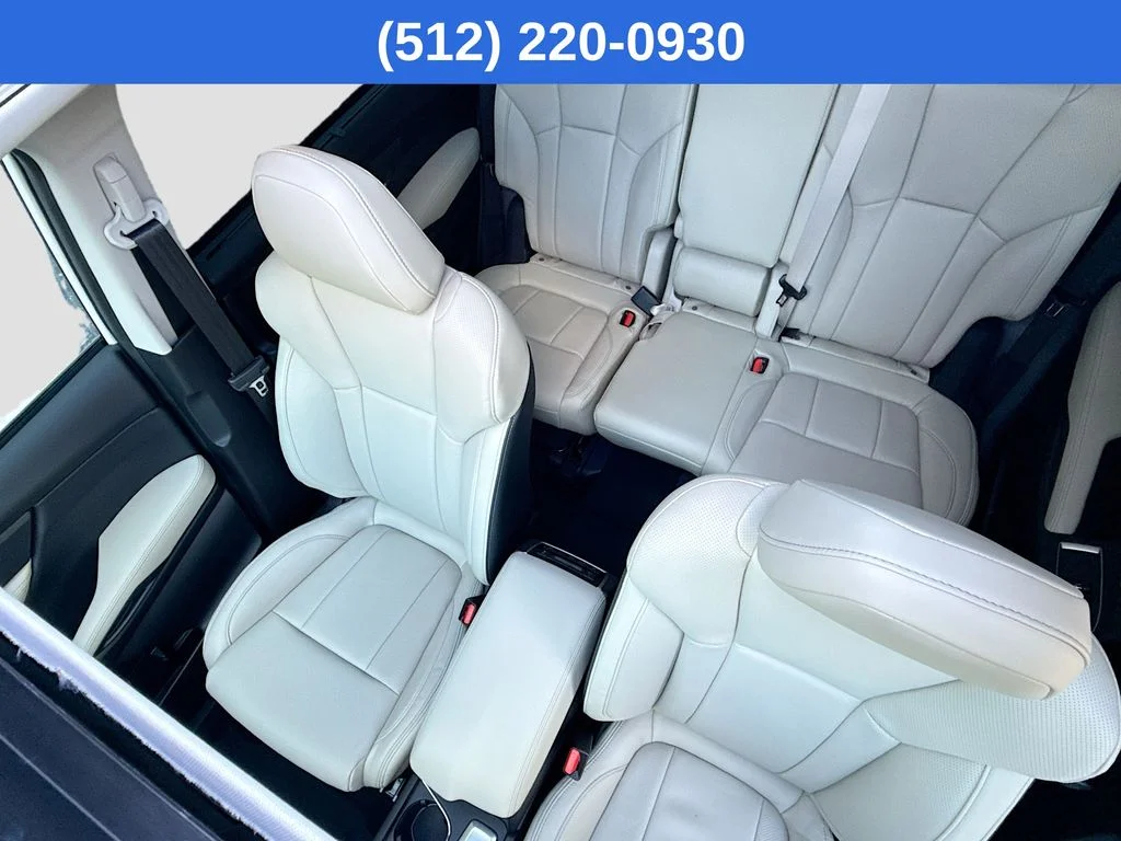 New 2026 CRYSTAL WHITE PEARL Subaru Limited 8-Passenger image 27