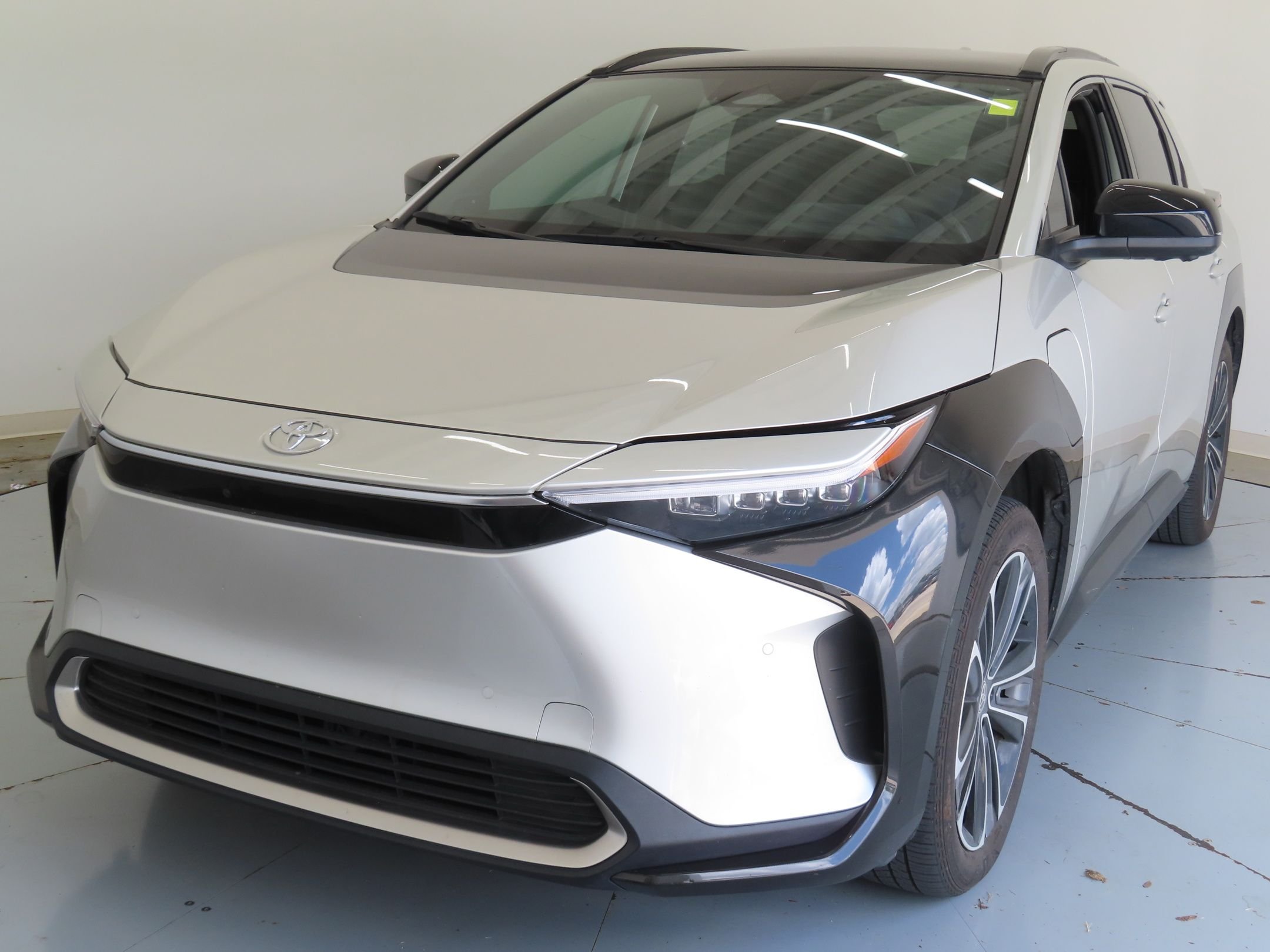 Used 2023 Silver Toyota Limited image 8