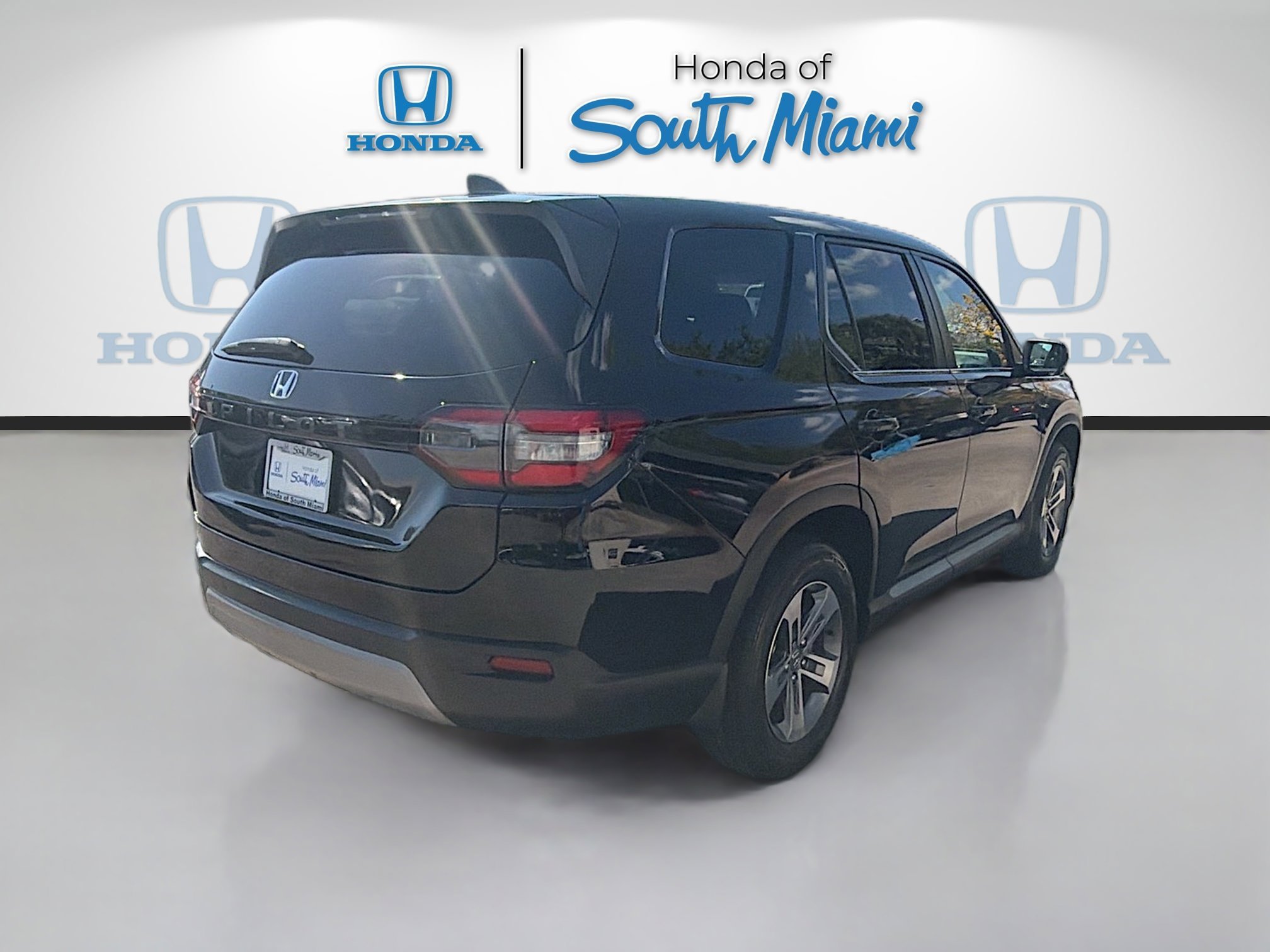 2025 Honda Pilot EX-L - Photo 7