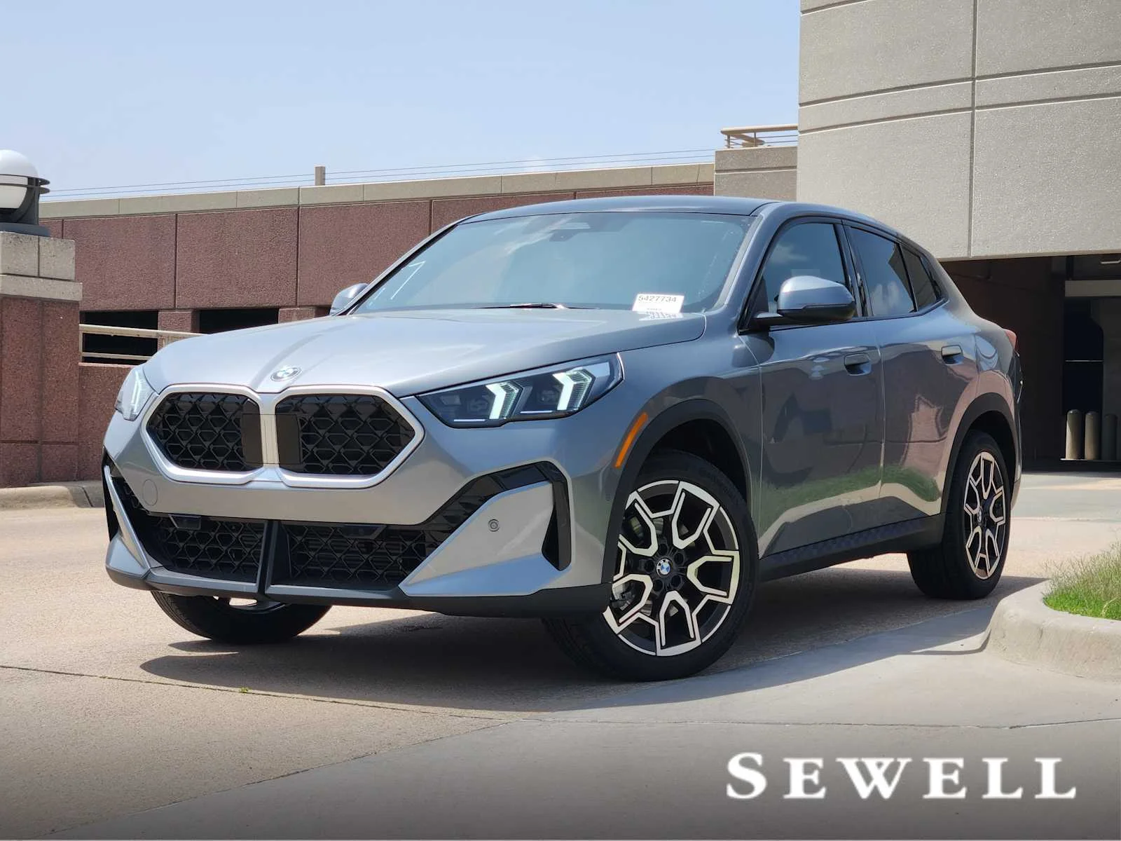 2026 BMW X2 xDrive28i's photo