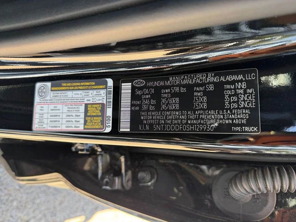 Certified Used 2025 Black Hyundai XRT image 20