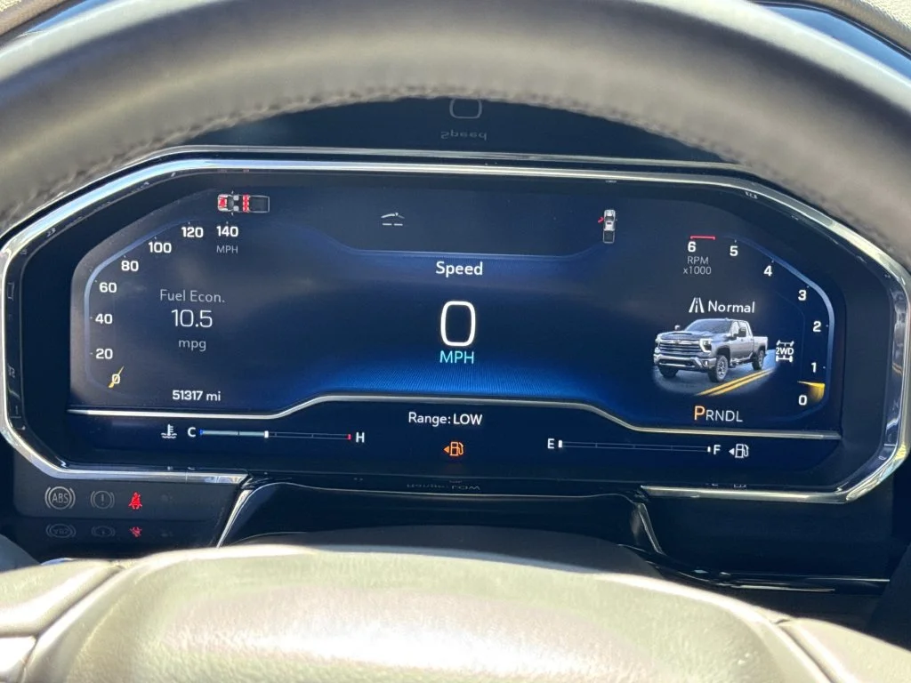 Used 2025 White Chevrolet LT image 26