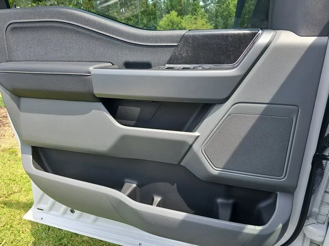 Used 2023 White Ford XLT image 26