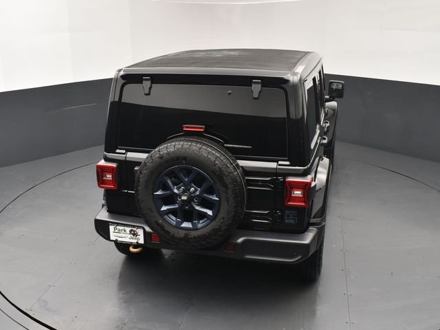 New 2026 Black Clear-Coat Exterior Paint Jeep 85th Anniversary Edition image 17
