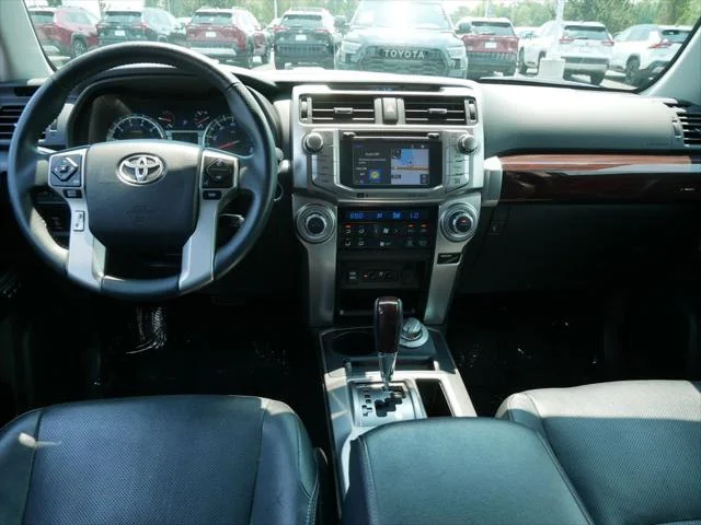 Certified Used 2018 MAGNETIC GRAY MET. Toyota  image 13