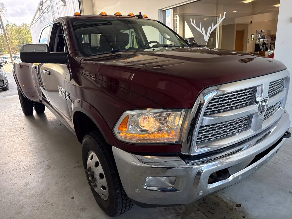 2017 RAM 3500 Pickup Laramie
