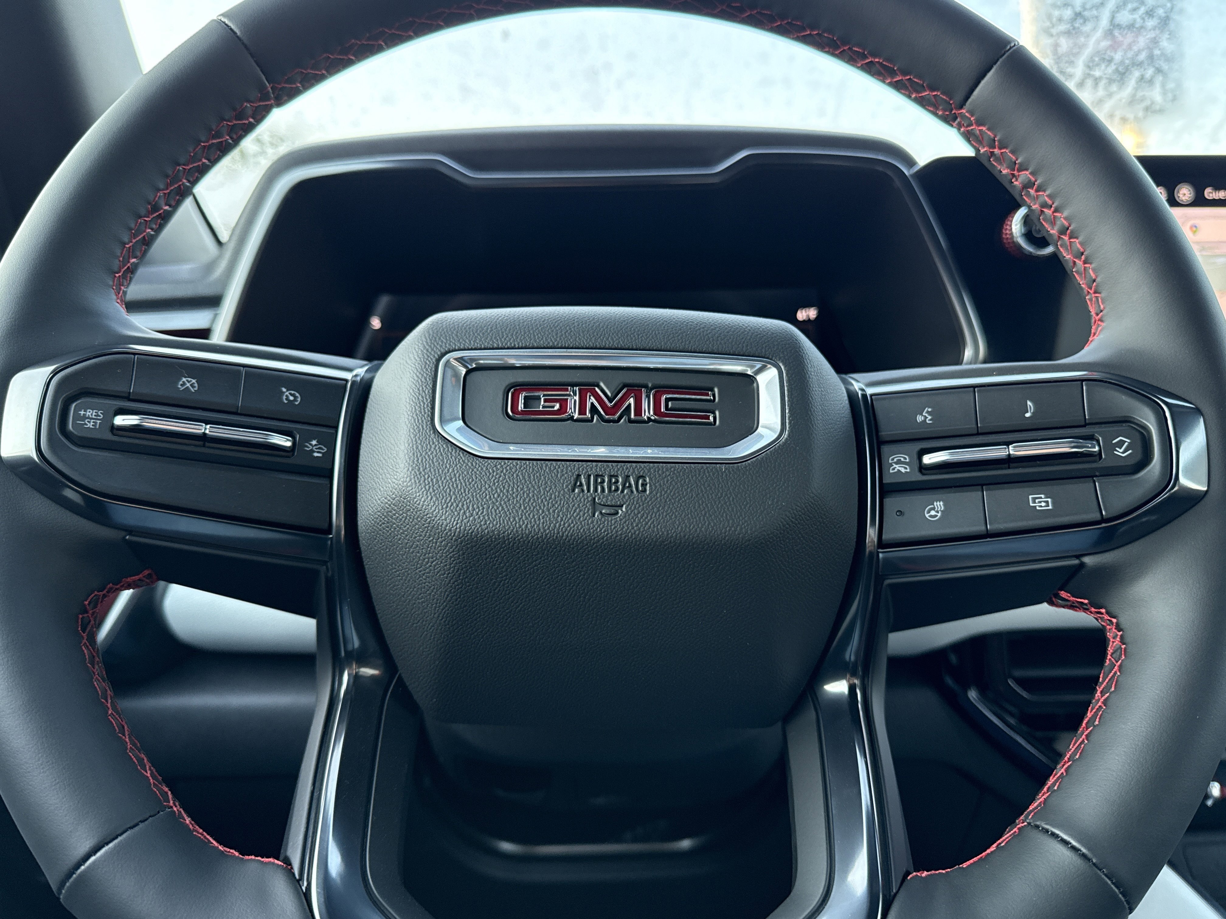 2026 GMC Canyon AT4X - Photo 24