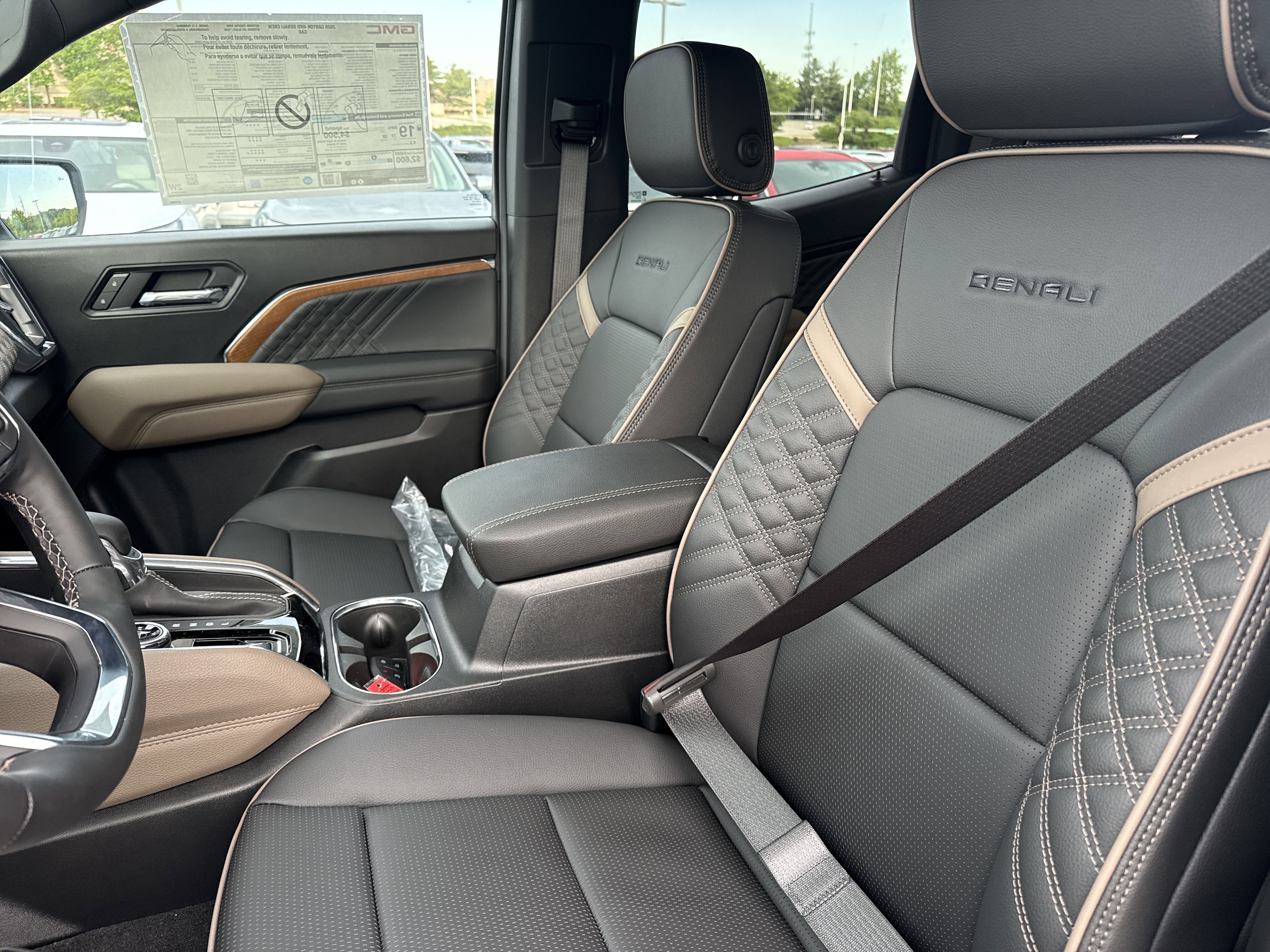 2026 GMC Canyon Denali - Photo 5