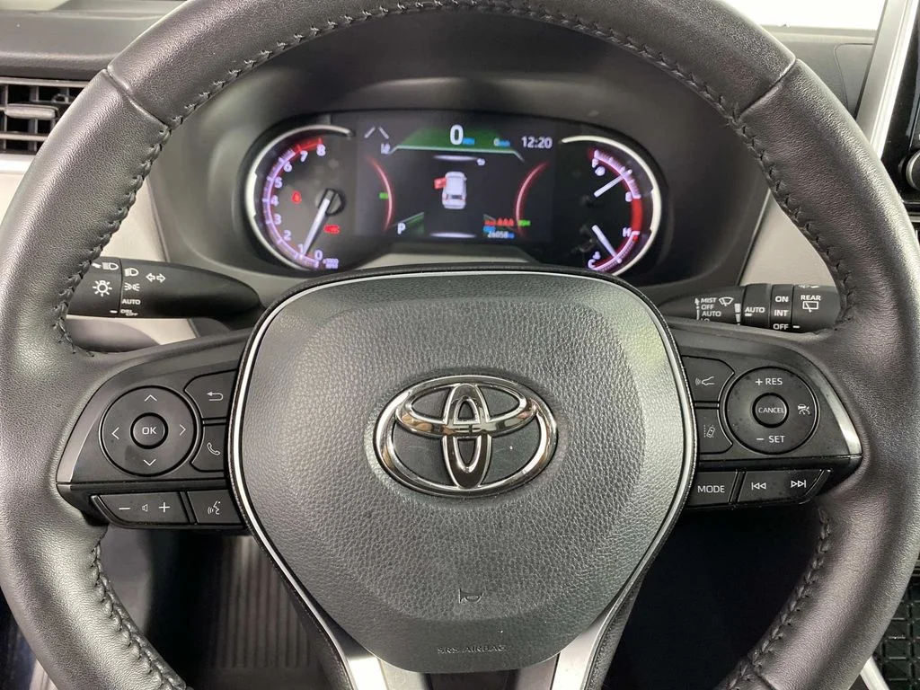 Used 2024 Black Toyota XLE image 17
