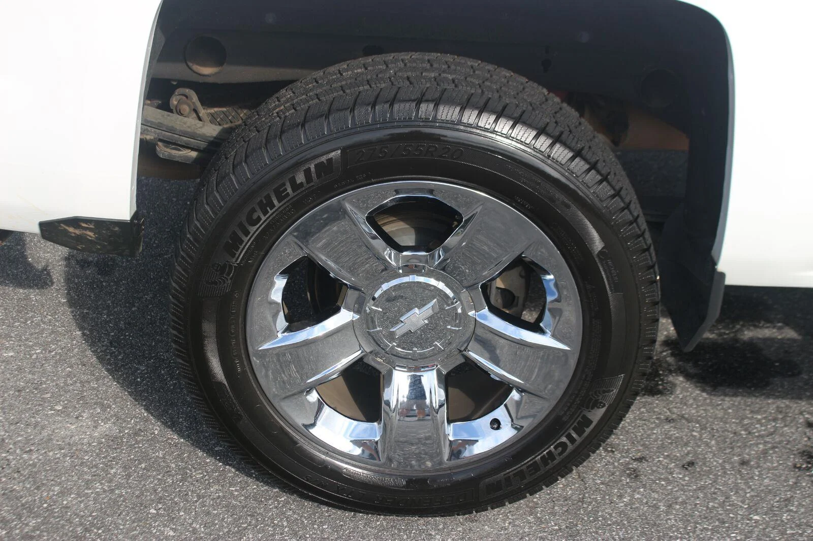 Used 2017 SUMMIT WHITE Chevrolet LTZ image 37