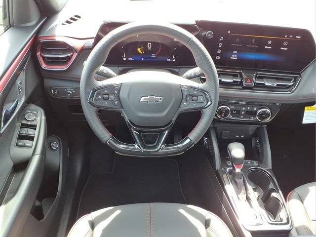 New 2026 Iridescent Pearl Tricoat Chevrolet RS image 4