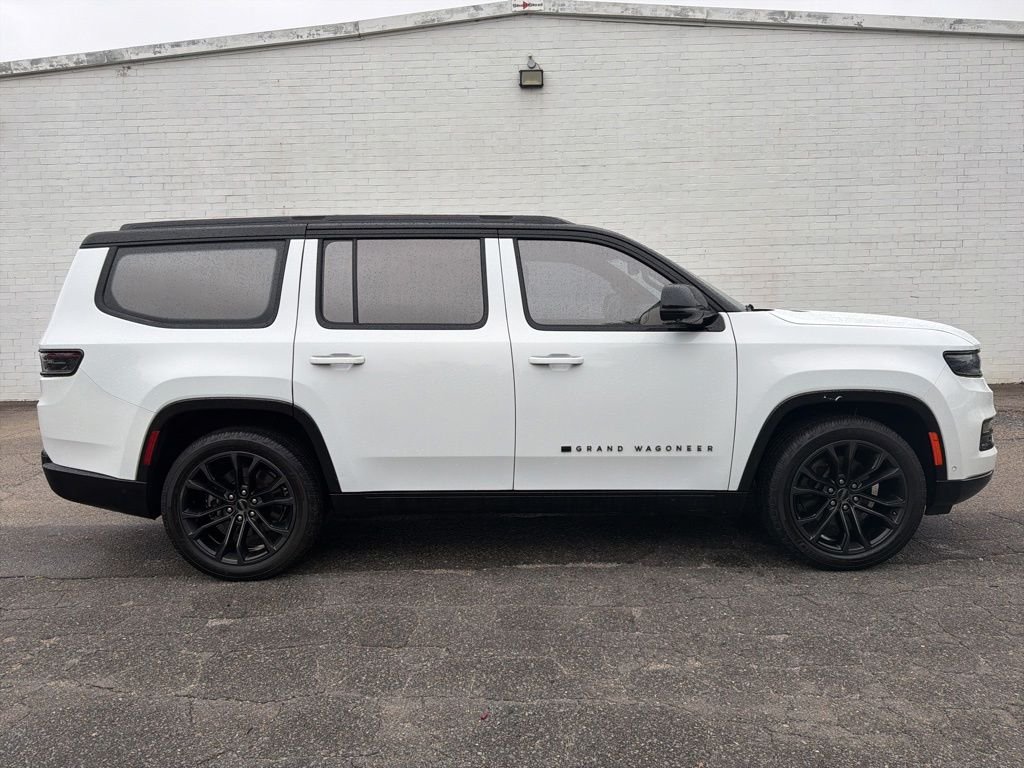 2023 Jeep Grand Wagoneer Series II Obsidian 4WD's photo