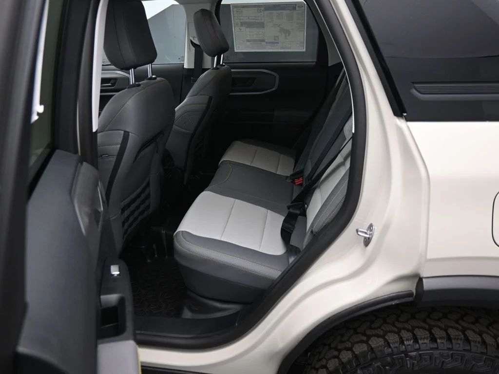 New 2025 Desert Sand Ford Badlands image 19