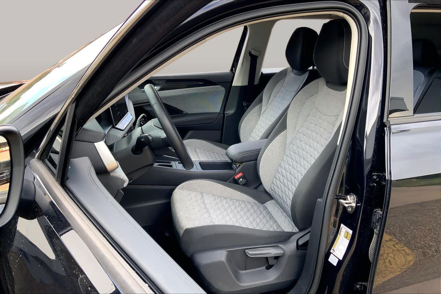 Used 2026 Deep Black Pearl Volkswagen S image 8