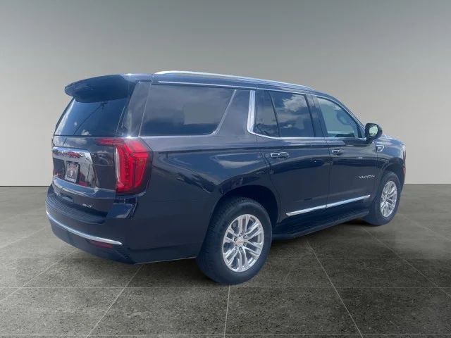 2023 GMC Yukon SLT - Photo 5
