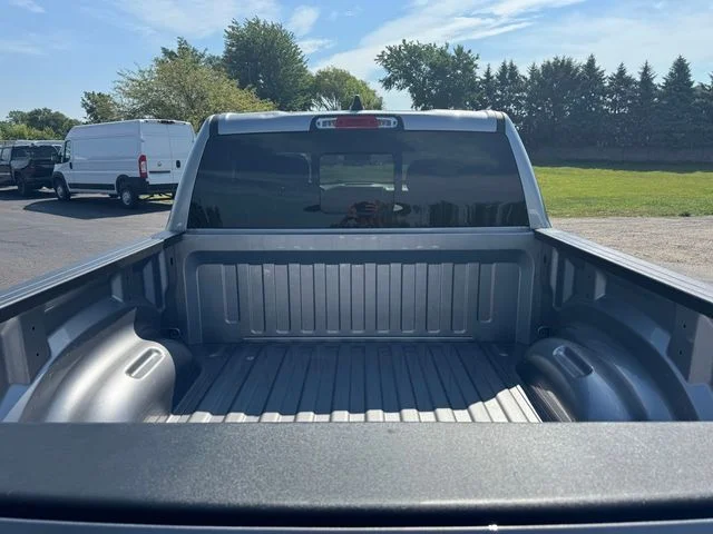 Certified Used 2024 Silver Ram Tradesman image 17