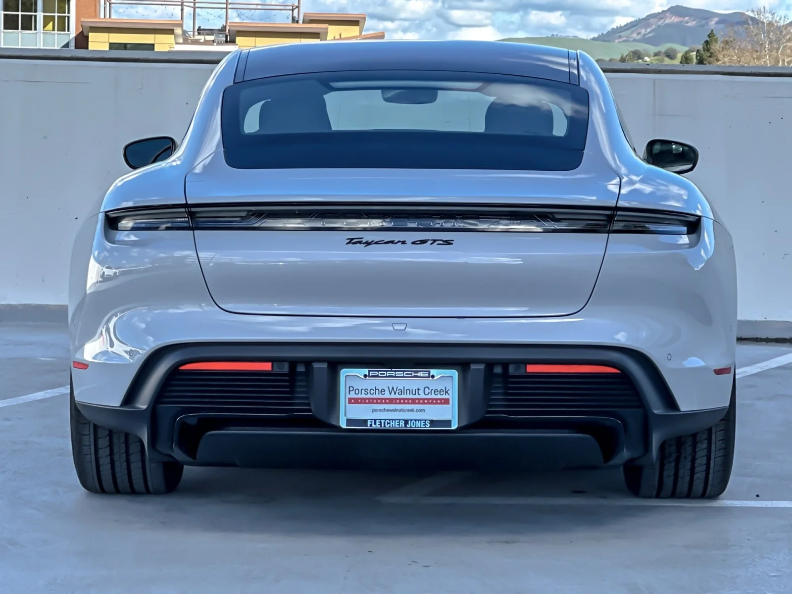 2026 Porsche Taycan GTS - Photo 7