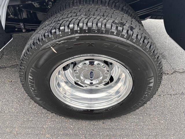 New 2026 Oxford White Ford F-350® XL image 30