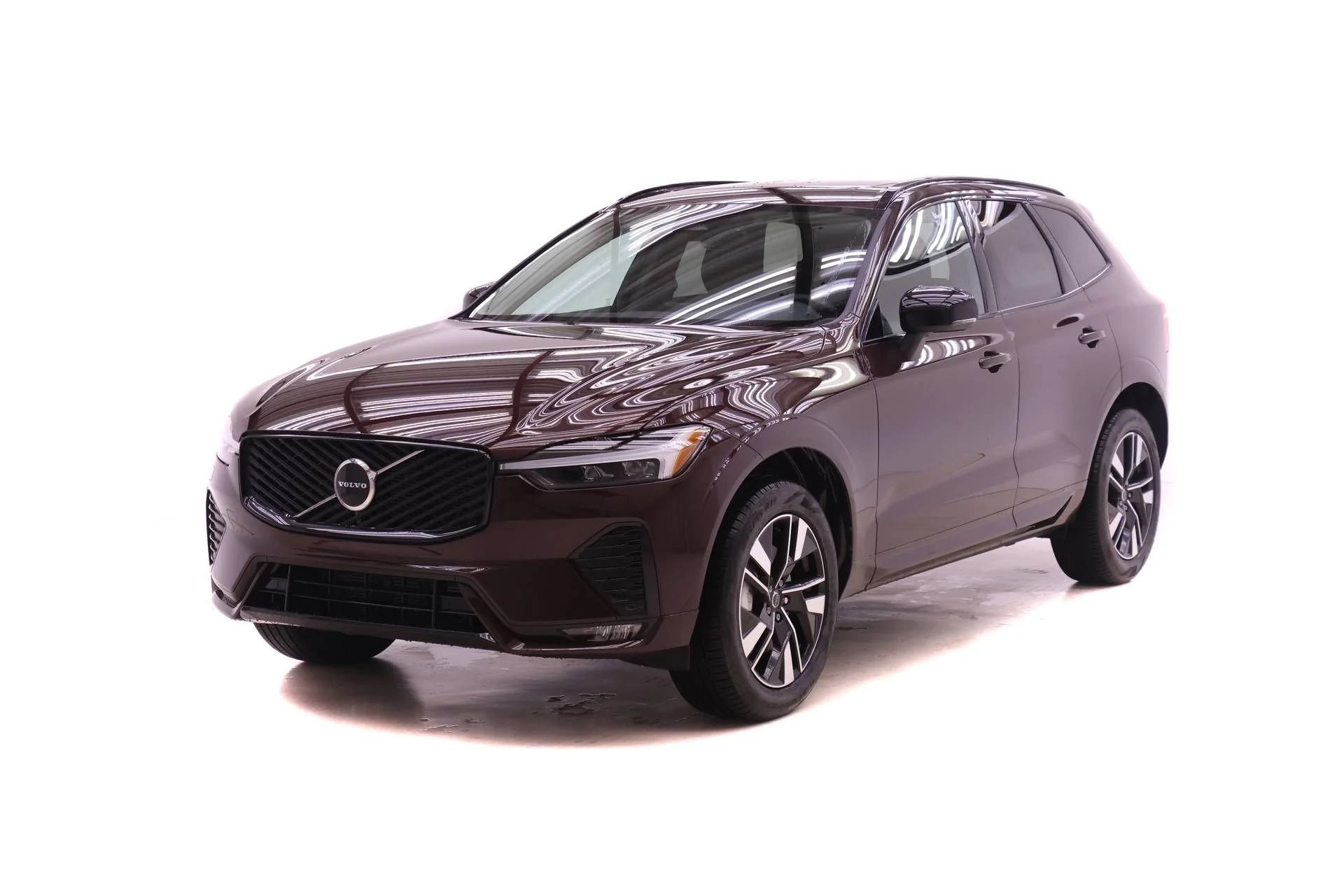 2026 Volvo XC60 B5 Core Dark AWD's photo