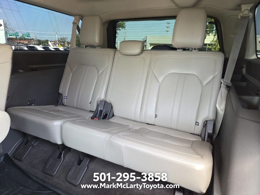 Used 2018 White Ford Limited image 14