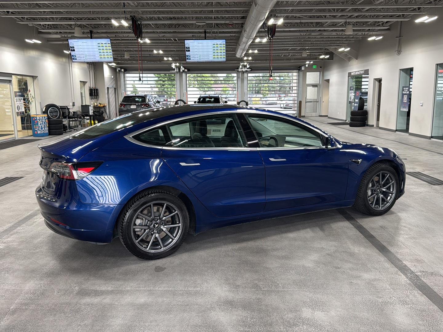 Used 2020 Pearl White Multi-Coat Tesla Standard Range image 7