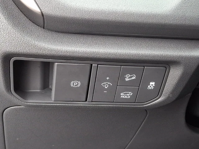 Certified Used 2027 Green Kia X-Line SX image 28