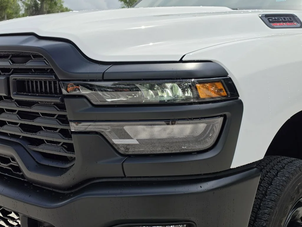 New 2026 Bright White Clear-Coat Exterior Paint RAM Tradesman image 7