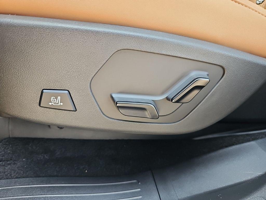 New 2026 Black Hyundai Calligraphy image 35