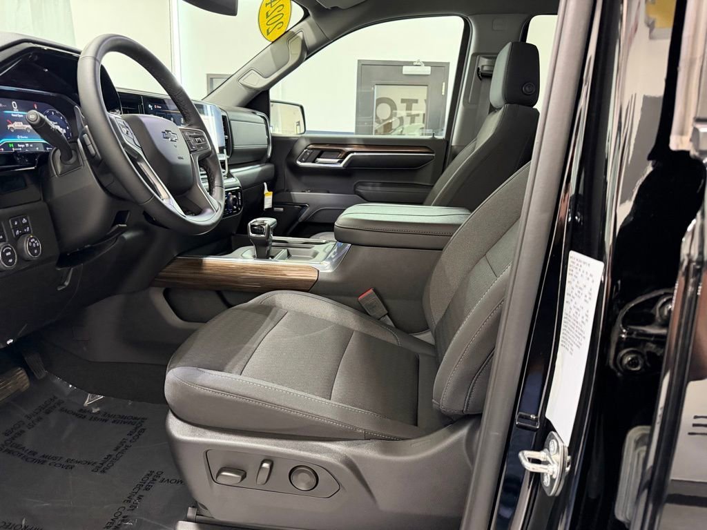 2024 Chevrolet Silverado 1500 RST - Photo 28