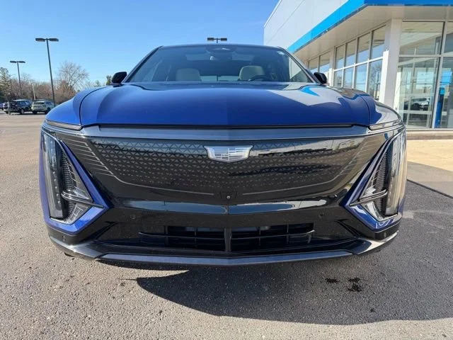 Used 2024 Cadillac LYRIQ Sport 1 with VIN 1GYKPTRL2RZ108240 for sale in Beloit, WI