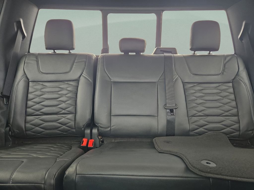New 2025 White Ford XLT image 18