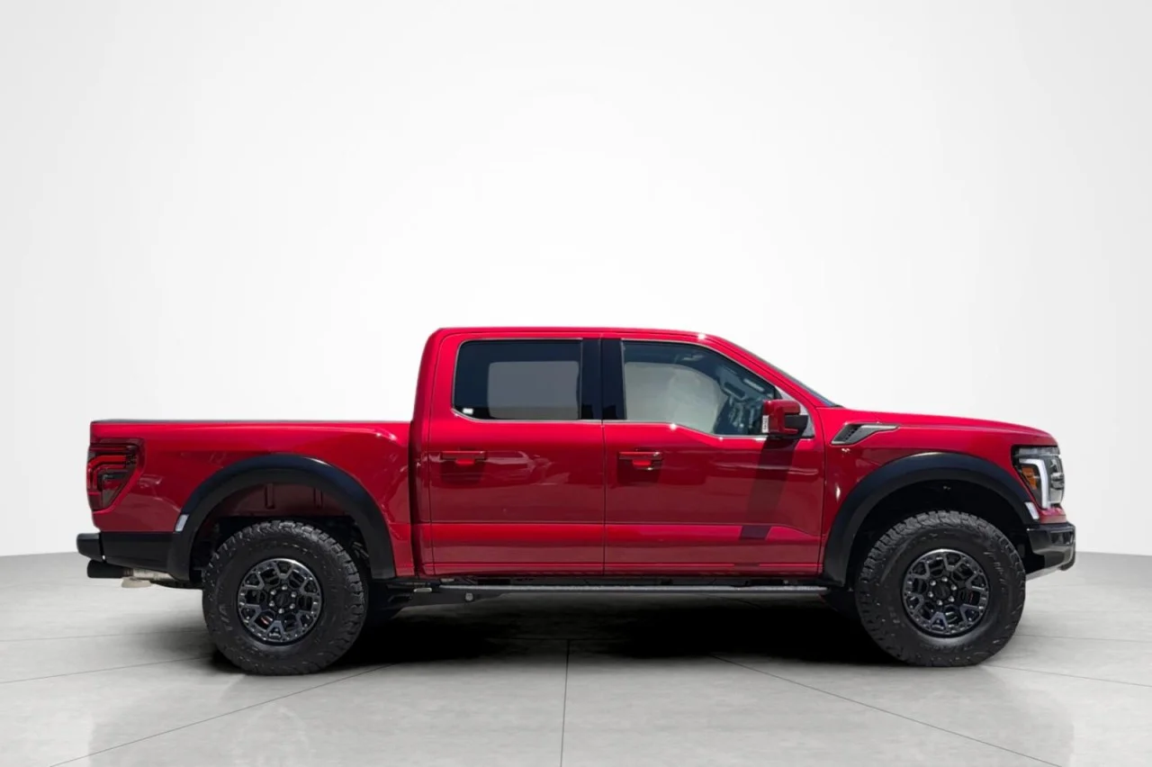 Used 2025 RED Ford Raptor image 6