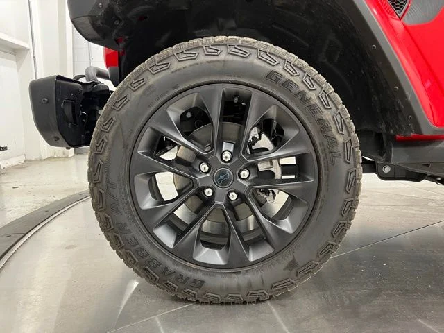 Used 2025 Red Jeep Sahara 4xe image 22
